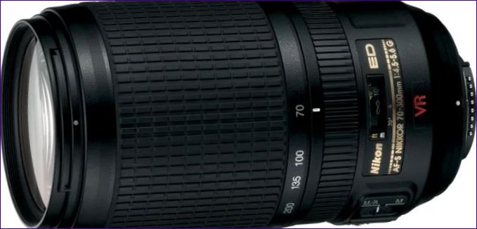 Nikkor AF-S VR Zoom 70-300mm f/4.5-5.6G IF-ED